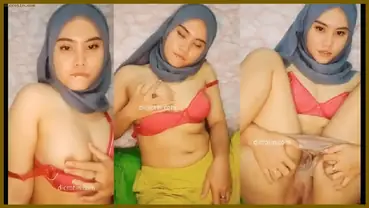 Jenny Host Jilbab Colmek Live Nih Cewek Bar Bar poster